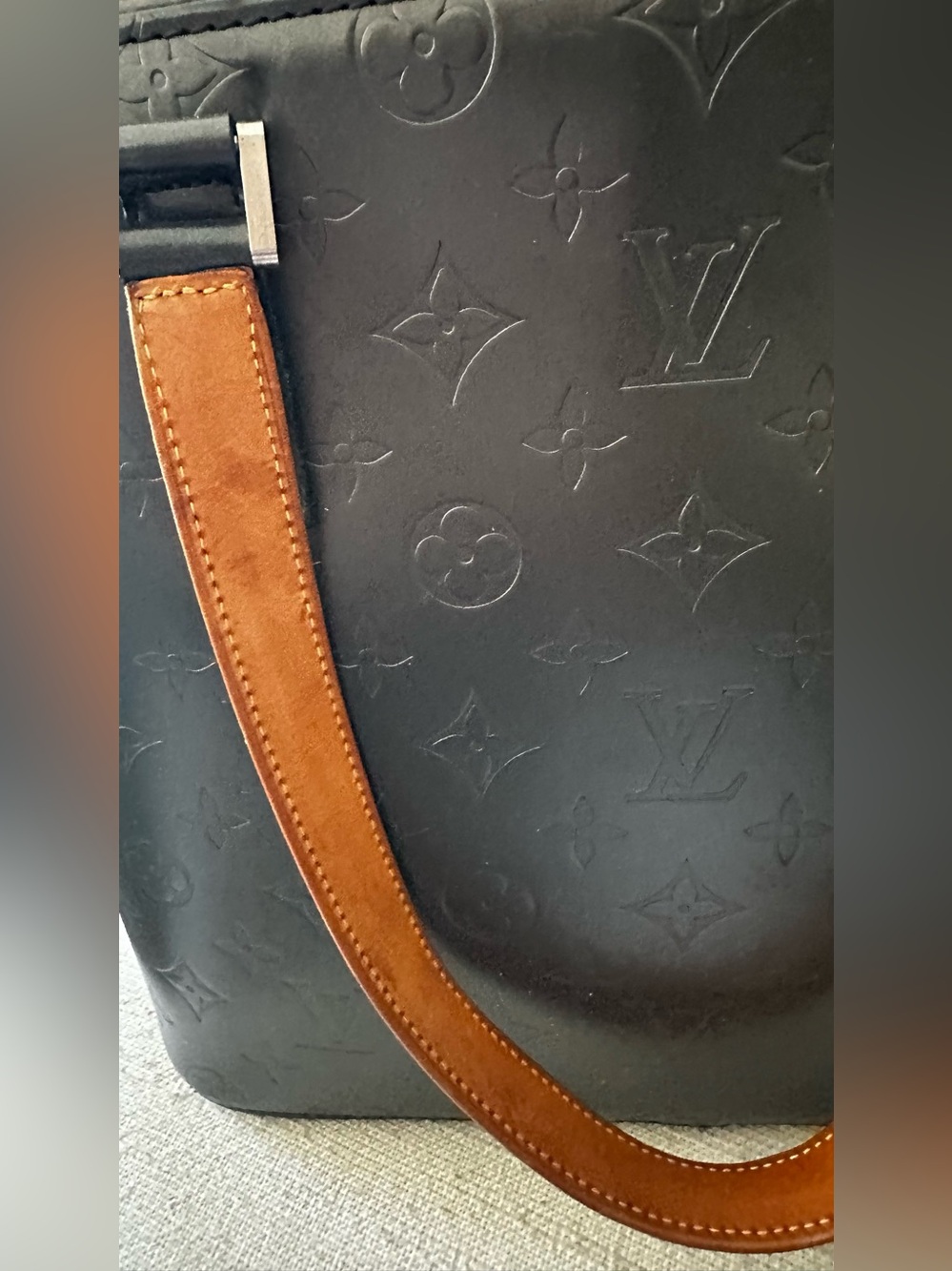 AUTHENTIC LOUIS VUITTON MAT STOCKTON VERNIS SHOULDER TOTE BAG - Picture 11 of 16